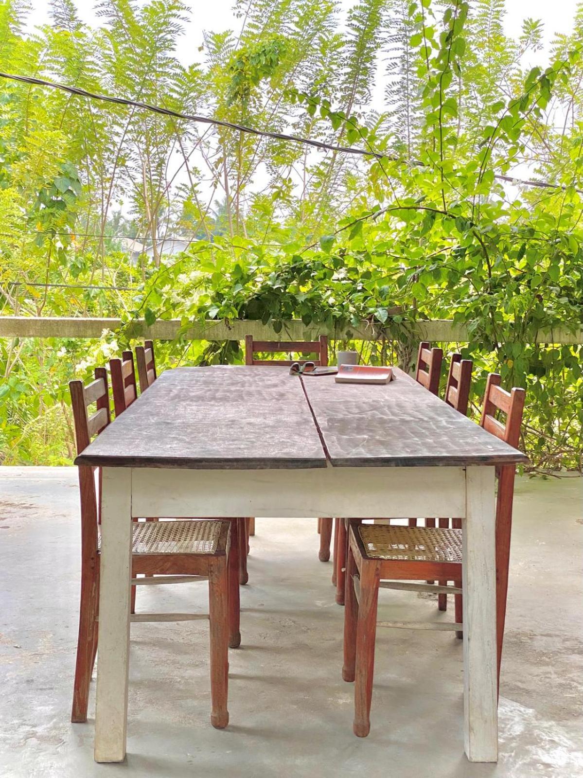 Lotus Surf House Hotel Midigama East Ngoại thất bức ảnh